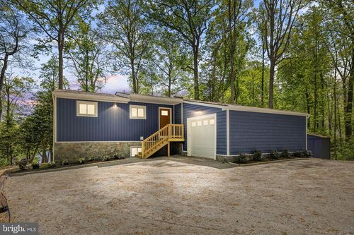 1070 Lakeview Dr, STAFFORD, VA, 22556-1296 | Card Image