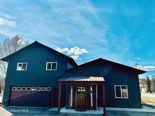 9 E Comeback Bay Ln, Sagle, ID, 83860-9249 | Card Image