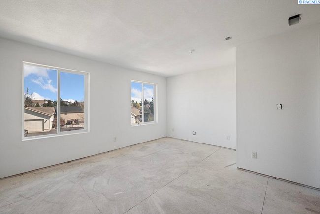 515 Nw Robert St, Home with 4 bedrooms, 4 bathrooms and null parking in Pullman WA | Image 25