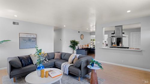 1419 Buchanan Street, Novato, CA, 94947 | Card Image