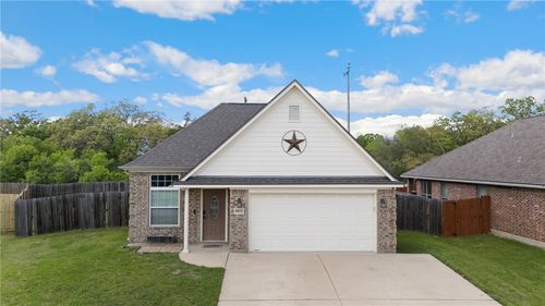 6810 Appomattox Drive, College Station, TX, 77845 | Card Image