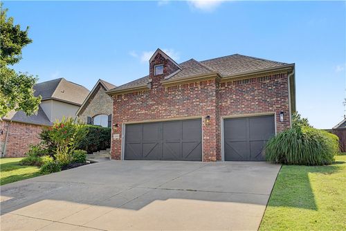 5200 Sw Blaire Mont Rd, Bentonville, AR, 72713-7801 | Card Image