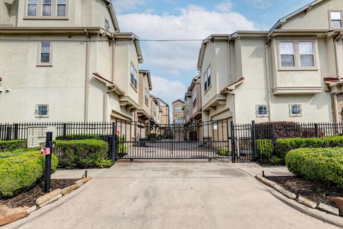 unit-b-931 W 23rd St, Houston, TX, 77008-1989 | Card Image