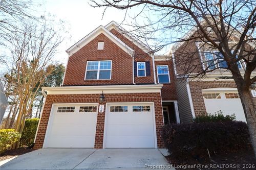 208 Kylemore Cir, Cary, NC, 27513-3501 | Card Image