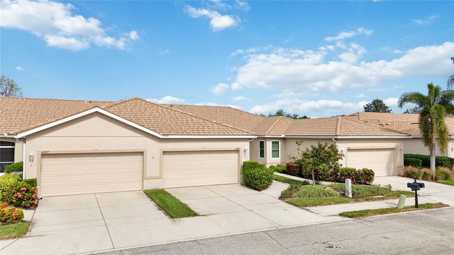 4209 Cascade Falls Dr, House other with 2 bedrooms, 2 bathrooms and null parking in SARASOTA FL | Image 40