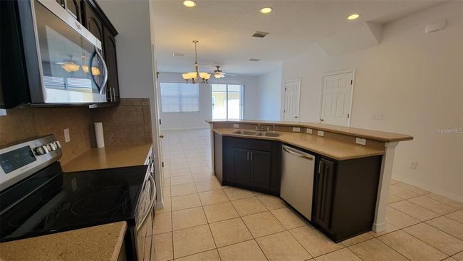 7332 Yoder Street, Townhouse with 3 bedrooms, 2 bathrooms and null parking in Windermere FL | Image 3