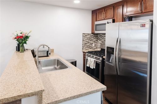 251-4727 W 147th St, Hawthorne, CA, 90250 | Card Image