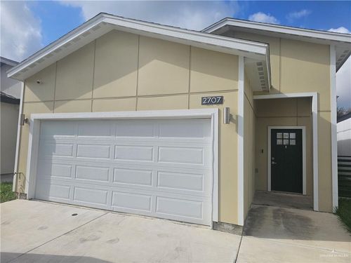 2716 W Kerria Ave, McAllen, TX, 78501-8636 | Card Image