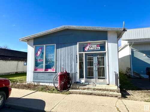 5052 50 St, Waskatenau, AB, T0A3P0 | Card Image
