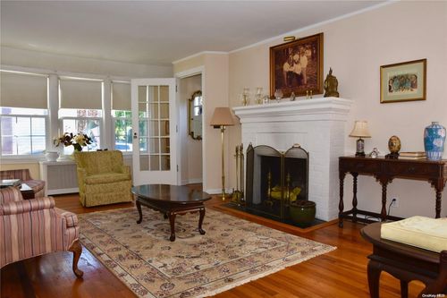 138 Bromleigh Rd, Stewart Manor, NY, 11530-5014 | Card Image