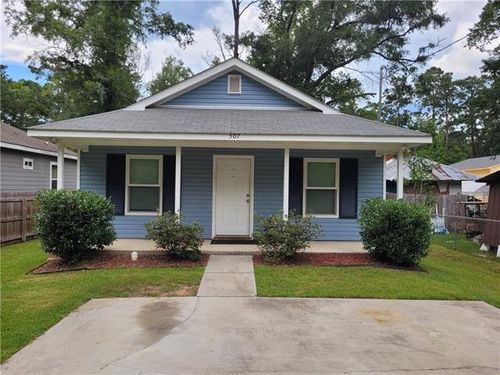 507 E Hornsby St, Covington, LA, 70433-1725 | Card Image