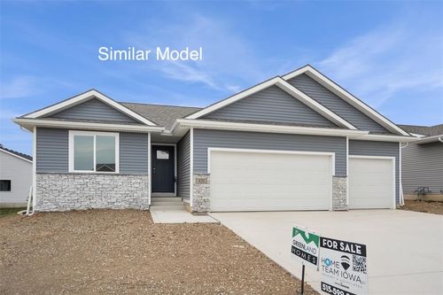932 Lavender Lane, Pella, IA, 50219 | Card Image