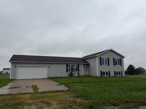 501 Travis Dr, Carlock, IL, 61725-4512 | Card Image