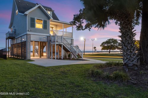 1623 Cayman Cv, Biloxi, MS, 39531-5300 | Card Image