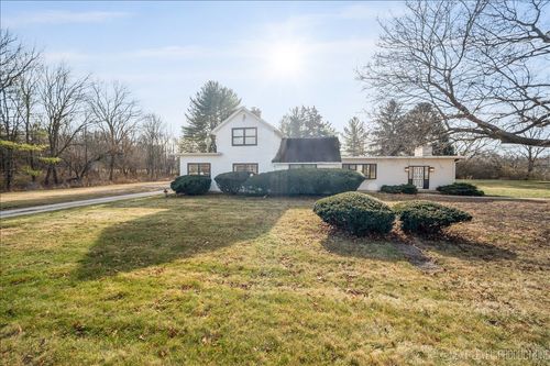 39w027 Silver Glen Rd, Campton Hills, IL, 60175-6935 | Card Image
