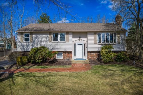 15 Skyline, Rutland, MA, 01543 | Card Image