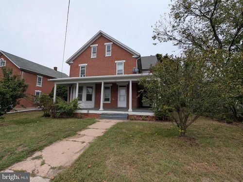 102 E York St, BIGLERVILLE, PA, 17307-9425 | Card Image