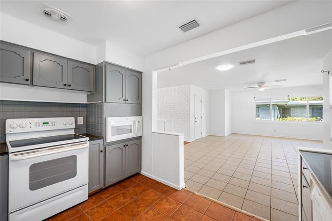 1431 Kings Hwy, House other with 2 bedrooms, 2 bathrooms and null parking in CLEARWATER FL | Image 31
