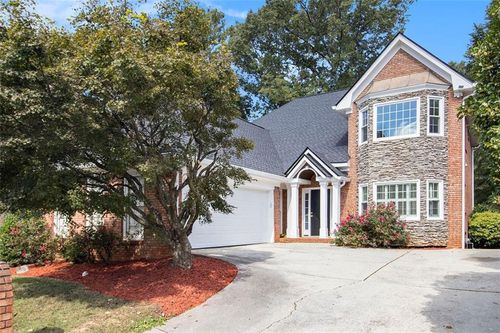 2520 Summeroak Dr, Tucker, GA, 30084-3455 | Card Image