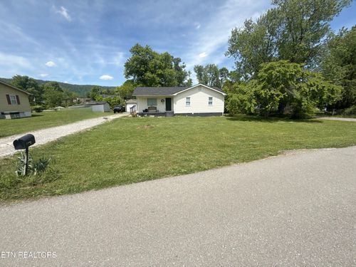 119 Little Creek Ln, La Follette, TN, 37766-5432 | Card Image