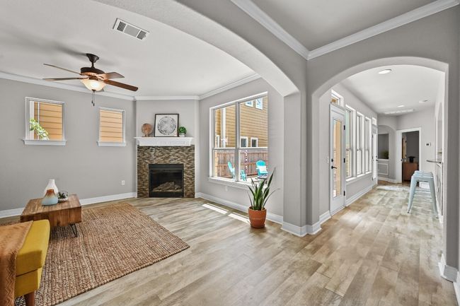 4024 Camacho St, House other with 4 bedrooms, 3 bathrooms and null parking in Austin TX | Image 6