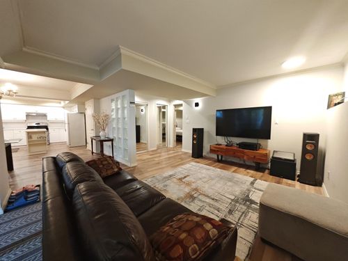10958 163 Street, Surrey, BC, V4N1N8 | Card Image