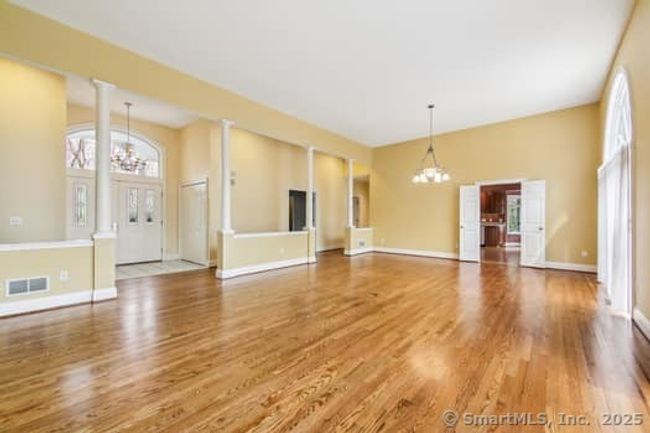 15 Ethan Dr, House other with 4 bedrooms, 4 bathrooms and 2 parking in Windsor CT | Image 8