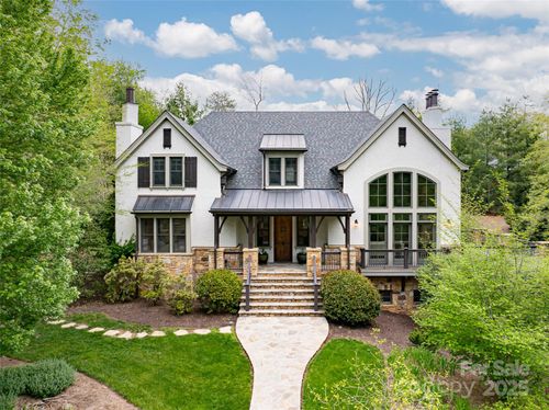 32 Ramble Way, Asheville, NC, 28803-8819 | Card Image