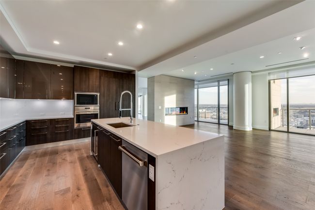 APT-2104 - 7901 Windrose Ave, Condo with 4 bedrooms, 5 bathrooms and null parking in Plano TX | Image 13
