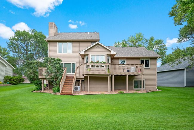 Back view of home. | Image 4