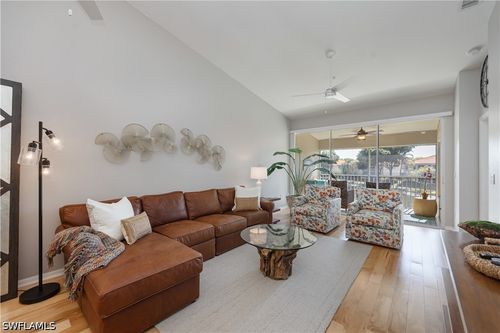 u202-7564 Silver Trumpet Ln, Naples, FL, 34109-0683 | Card Image