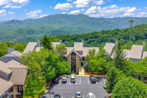 unit-312-1130 Ski View Drive, Gatlinburg, TN, 37738 | Card Image