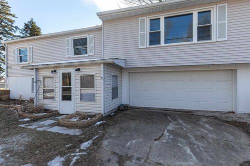 501 S 3rd St, Colona, IL, 61241-9316 | Card Image