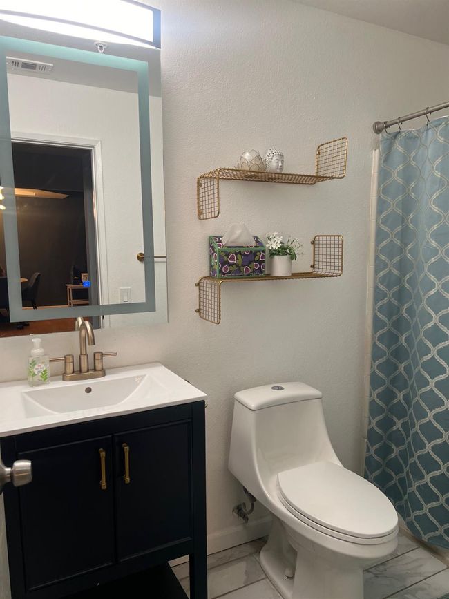 205 - 640 W 4 Th St, Condo with 2 bedrooms, 2 bathrooms and null parking in Long Beach CA | Image 15
