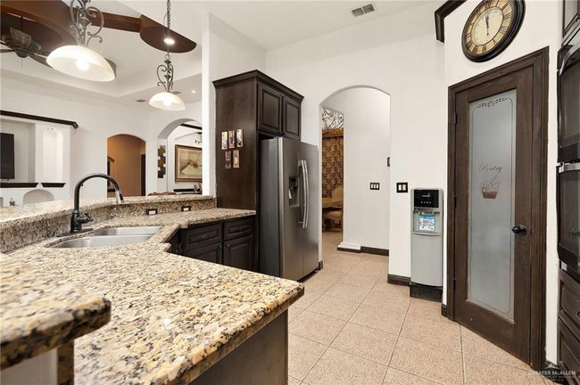 6813 N Gwin Rd, House other with 3 bedrooms, 3 bathrooms and 2 parking in Edinburg TX | Image 10