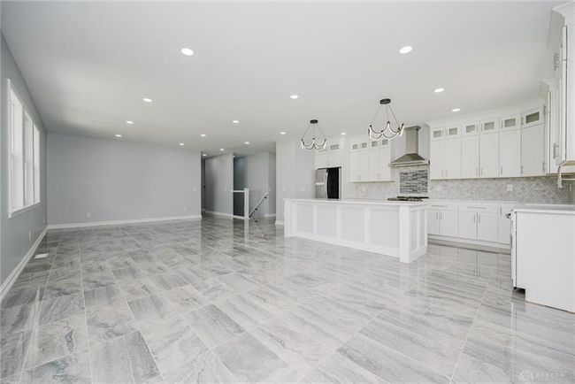 8613 Byers Rd, House other with 5 bedrooms, 3 bathrooms and null parking in Miamisburg OH | Image 19