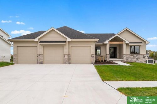 4513 S 203rd St, Omaha, NE, 68135-3827 | Card Image