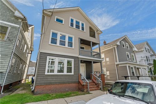 1-207 Oakland Ave, Providence, RI, 02908-3659 | Card Image