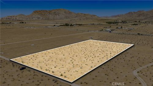 1 Las Piedras Rd, Apple Valley, CA, 92308 | Card Image