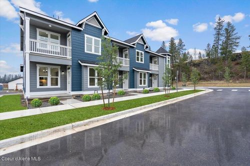 335 E Grosbeak Ave, Hayden, ID, 83835-5513 | Card Image