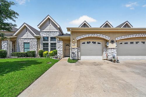 815 Earhart Ave, Grand Prairie, TX, 75051-1576 | Card Image