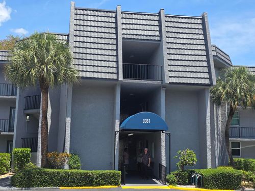 211-9081 Lime Bay Blvd, Tamarac, FL, 33321-8623 | Card Image