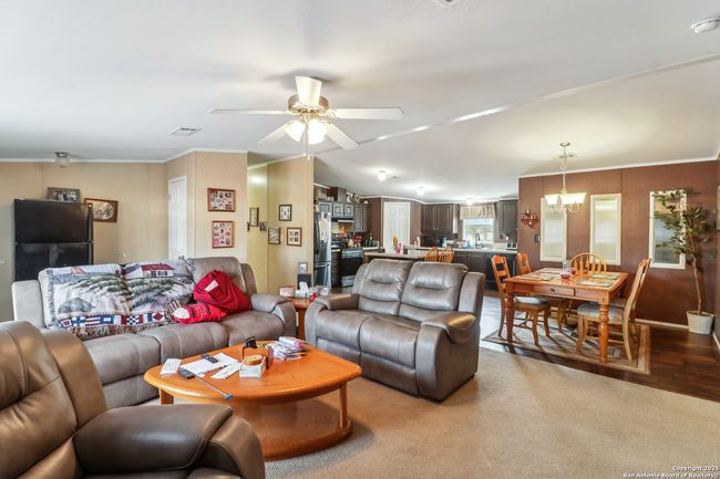 125 Oak Hvn, House other with 6 bedrooms, 4 bathrooms and null parking in Mountain Home TX | Image 5
