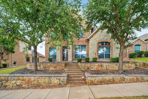 424 Castle St, Desoto, TX, 75115-4996 | Card Image