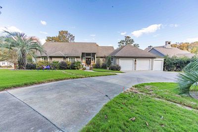 Front of Home, Plus Cart Garage | Image 1