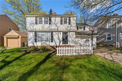 1232 Dorsh Rd, South Euclid, OH, 44121-3836 | Card Image