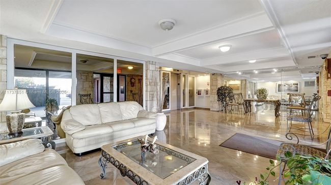 APT-907 - 322 Buchanan St, Condo with 2 bedrooms, 2 bathrooms and null parking in Hollywood FL | Image 34