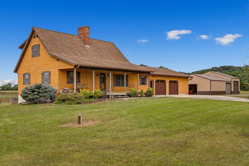 19807 Jamboree Rd, Sparta, WI, 54656-8259 | Card Image