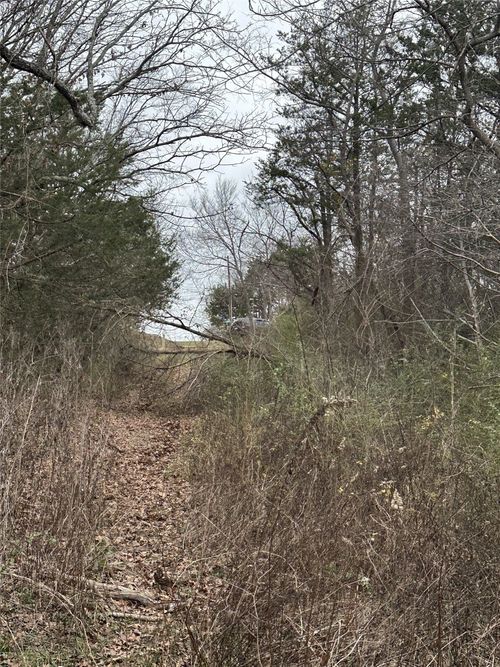 633 E Munson St, Denison, TX, 75021-4961 | Card Image