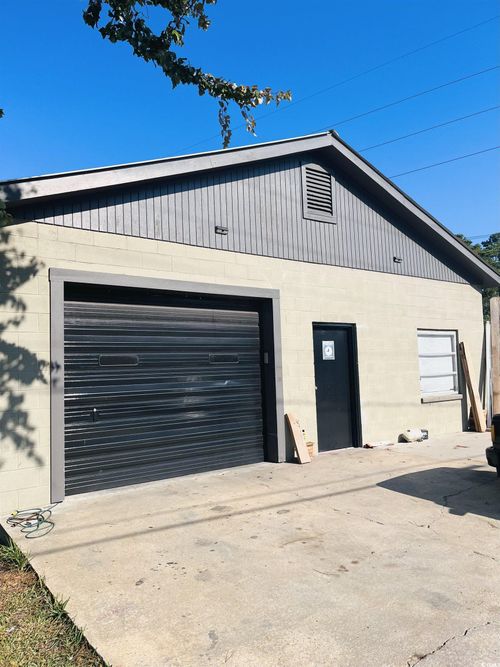 1008 1st Ave S, North Myrtle Beach, SC, 29582-3104 | Card Image